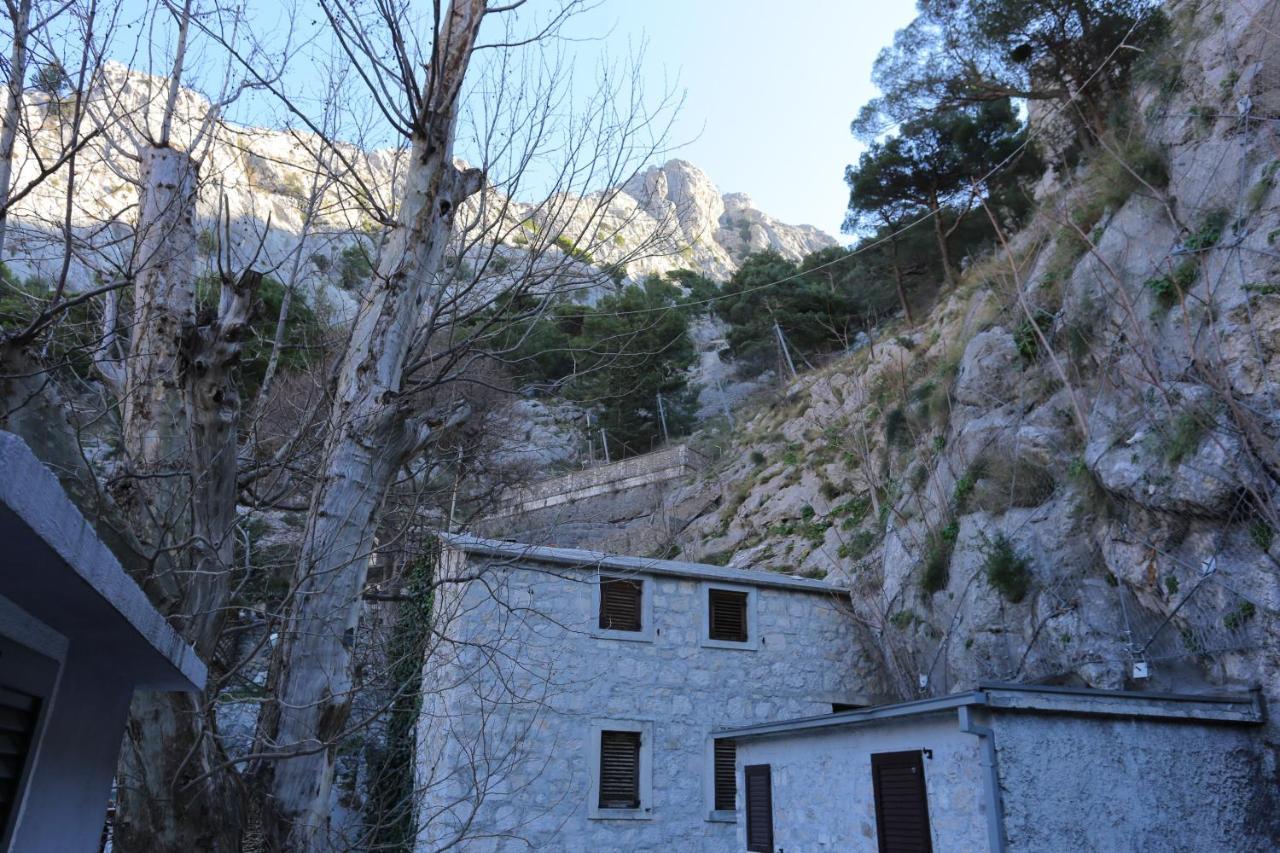 Apartments With A Parking Space Omis - 4327 Εξωτερικό φωτογραφία